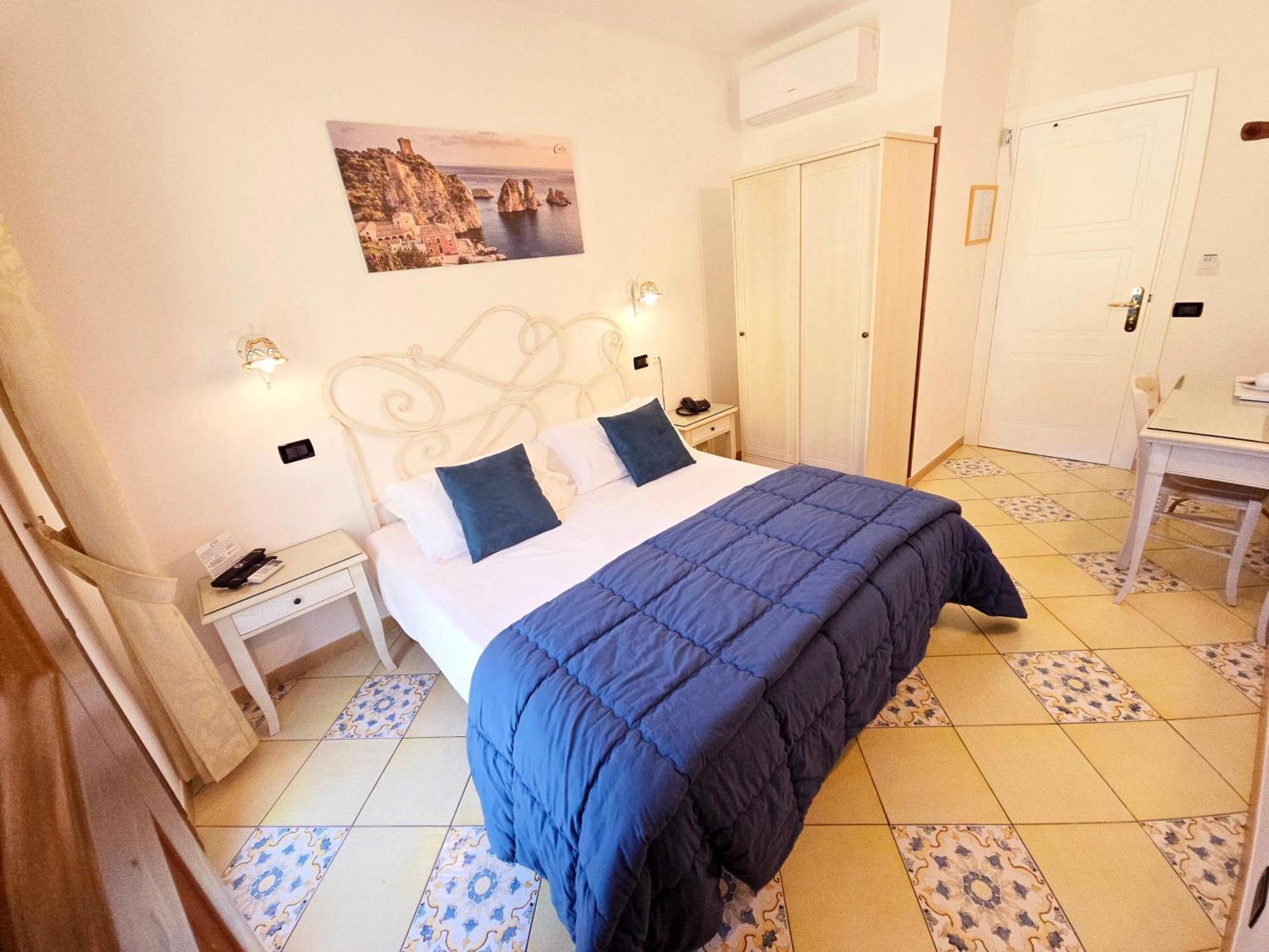 Hotel Cala Marina Castellammare del Golfo Extérieur photo